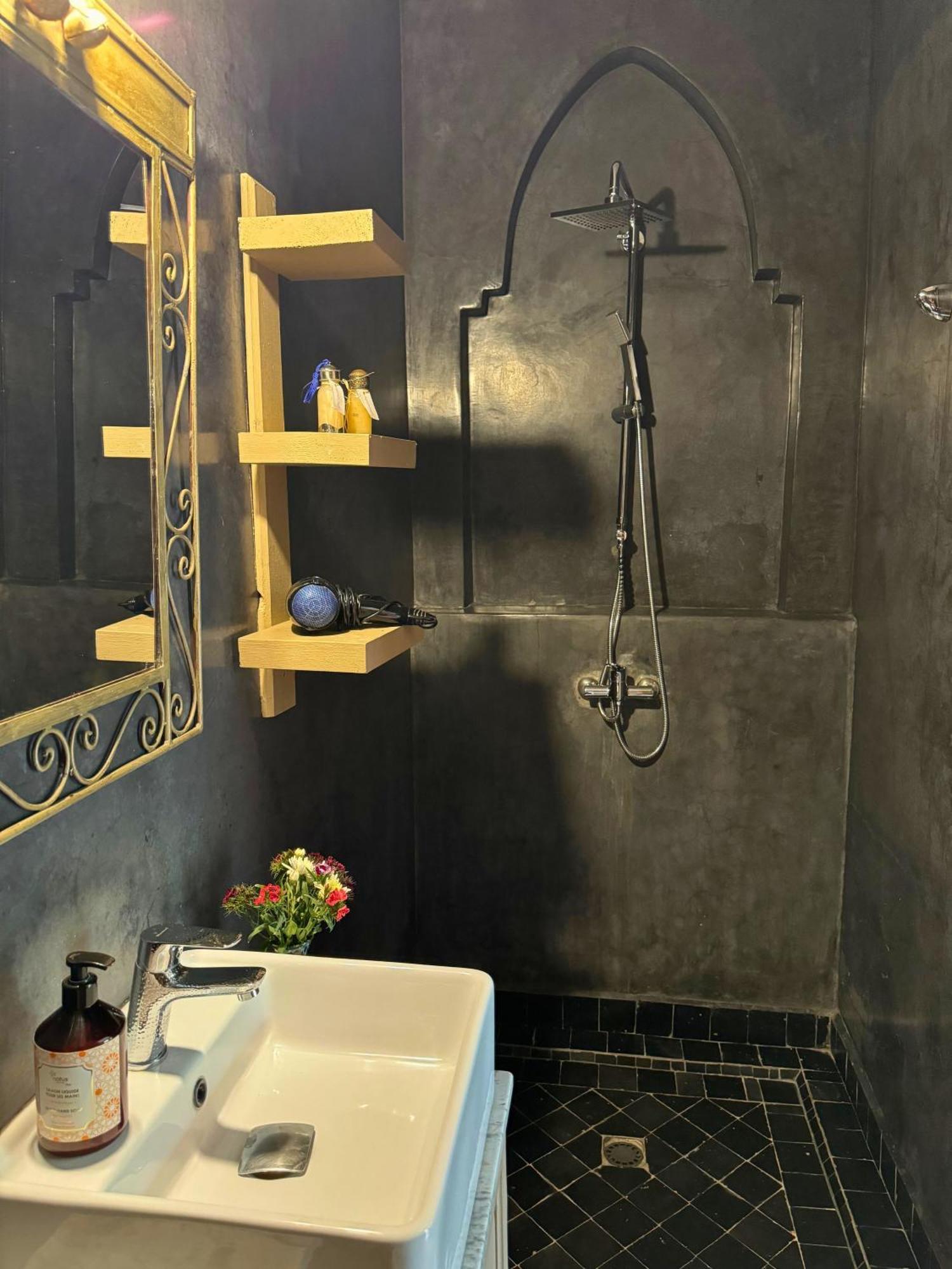 Villa Nour El Makina Bagian luar foto